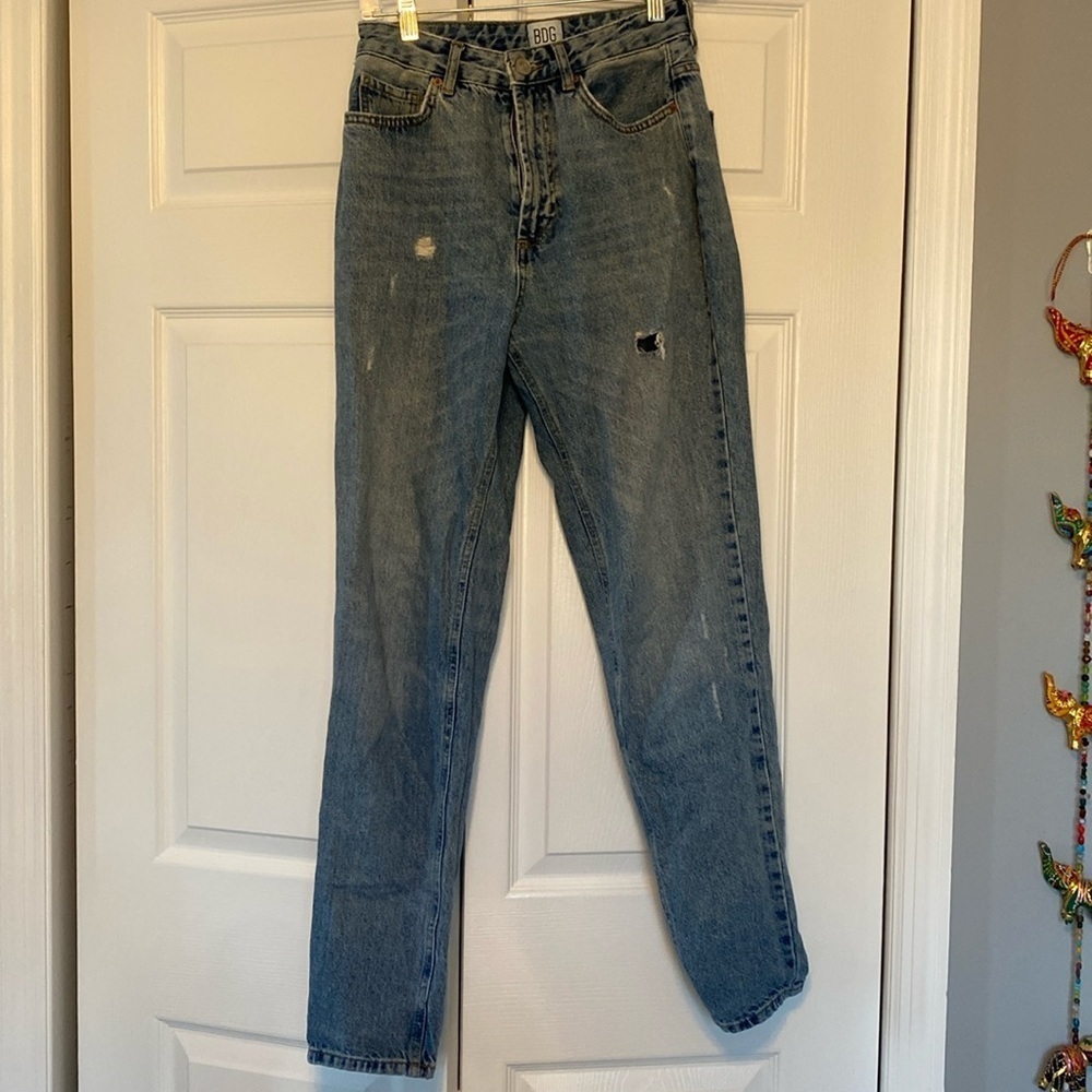 BDG Mom High Rise jeans sz 26